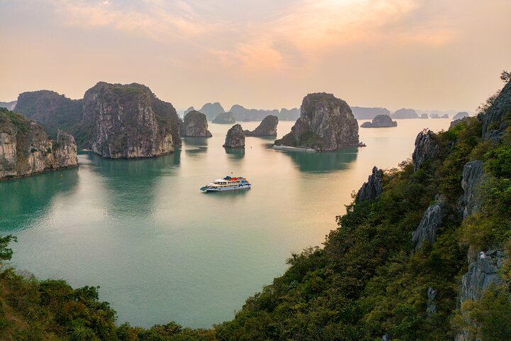 2 Days Cruises Tour in Halong Bay - Lan Ha Bay or Bai Tu Long  - Image 2