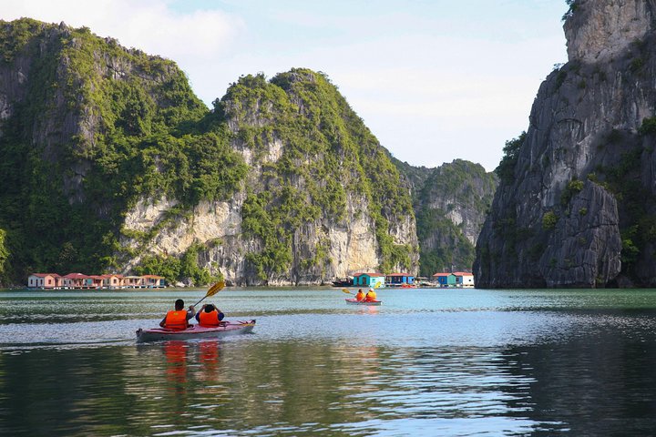4 Days - Hanoi - Halong Cruise - Hanoi - Image 3