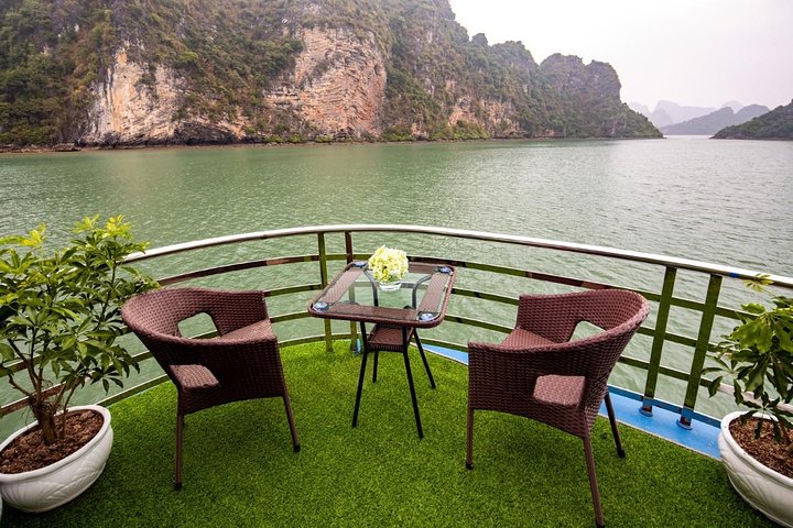 Alova Premium/Mimosa cruise Ha Long Bay – Lan Ha Bay One Day Trip - Image 5