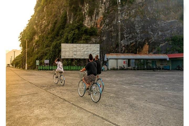  Amazing Ha Long Bay – Lan Ha Bay 1 Day Trip From Hanoi - Image 3