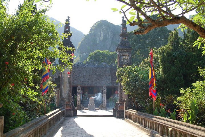 Bai Dinh Trang An HA LONG BAY CRUISE - Image 3