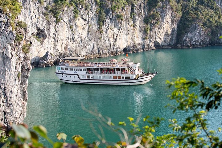 Bai Tu Long Bay Boutique Cruise: Visit Bai Tu Long bay & Overnight boat in 2 day - Image 1