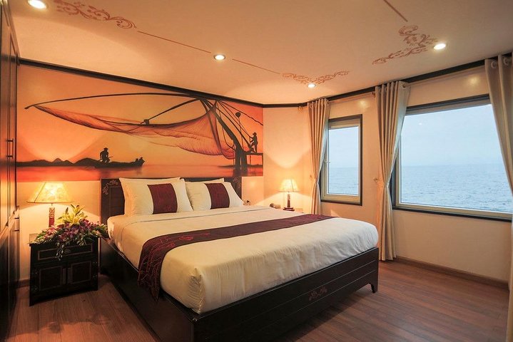 Bai Tu Long Bay Luxury Cruise 2D/1N: Visit Bai Tu Long bay & pristine places - Image 5
