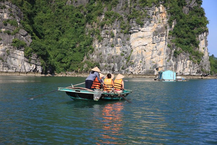 Bai Tu Long Luxury Cruises 2D/1N Tour: Kayaking, Swimming at the pristine places - Image 5