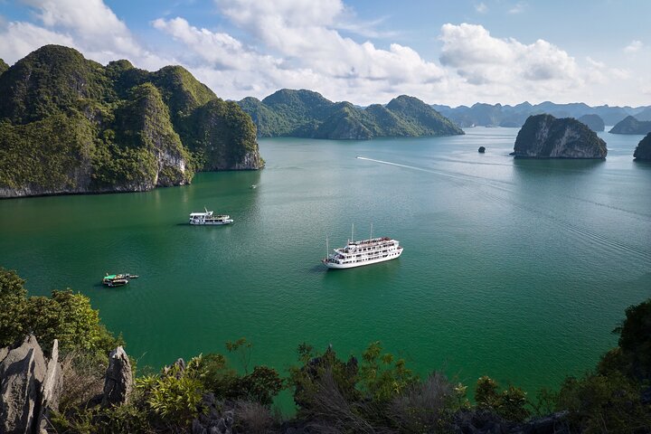 BEST SELLER- 2 Day/1 Night Cruise with All-Inclusive in Halong - Image 3