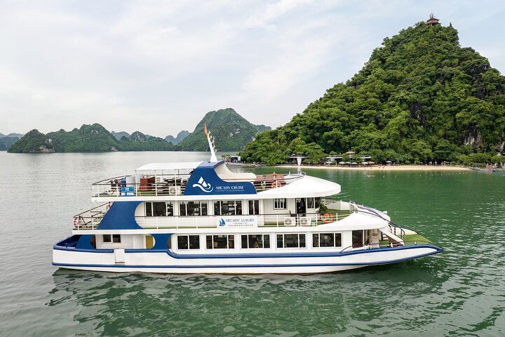 BEST SELLER - Halong 5 Star Day Cruise: Buffet Lunch, Wine& Fruit - Image 1