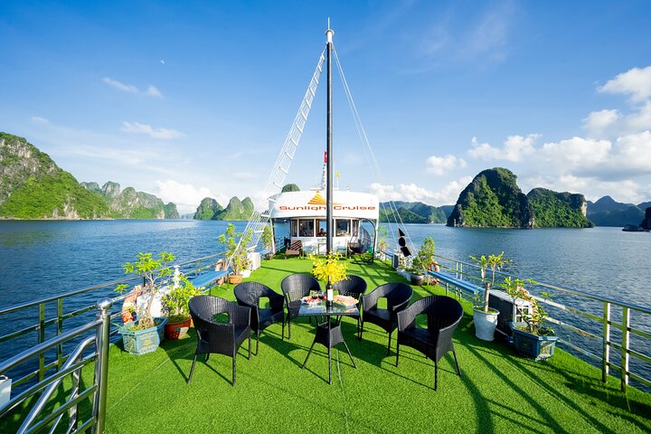Best seller Halong Bay Day cruise: Sung Sot cave, Titop, kayaking - Image 3