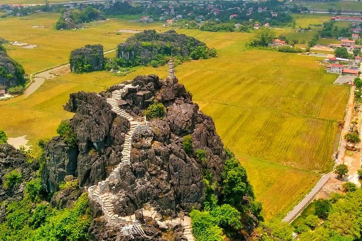 Best seller: Hoa Lu - Tam Coc - Mua Cave - Limousine & biking - Image 1