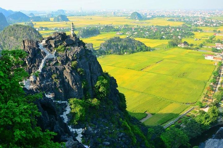 Best seller: Hoa Lu - Tam Coc - Mua Cave - Limousine & biking - Image 2