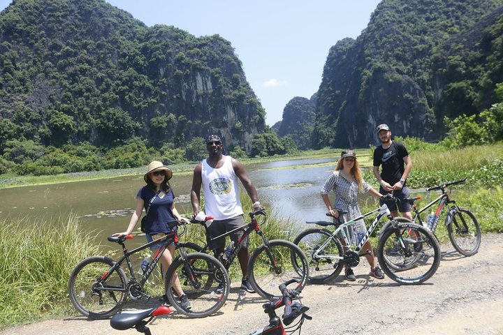 Bicycle Tour Full Day Explore Red River Delta & Rural Villages - Image 1