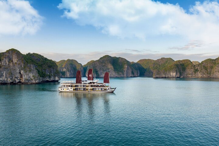 Cat Ba - Hanoi Bus & 1 day Lan Ha Bay Full Day - All-Inclusive - Image 2
