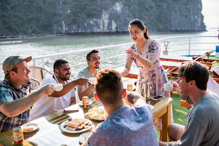 Cat Ba Luxury Day trip (included: transfer around ways + ticket + kayaking) - Image 1