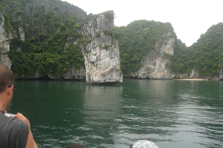 Combo: Bus Ha Noi to Cat Ba + 1 Day Boat Trip, La Ha Bay, Ha Long Bay - Image 2