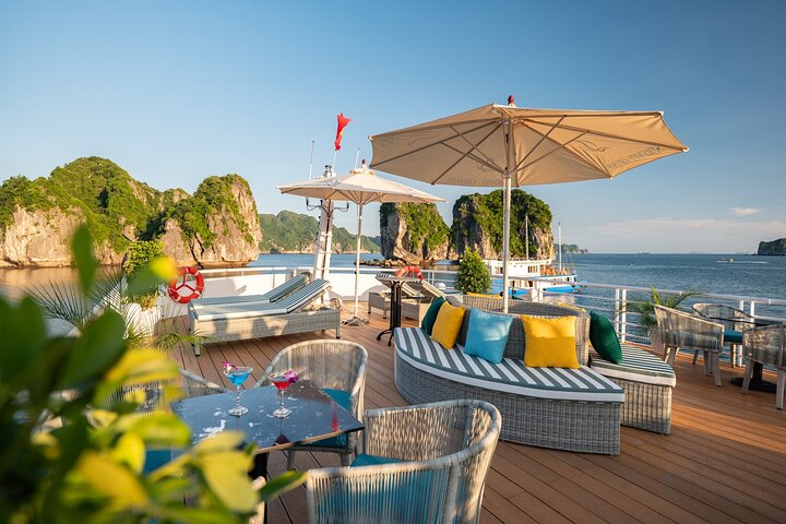 Day Tour Serenity Cruise at Lan Ha Bay from Hanoi, Hai Phong - Image 4