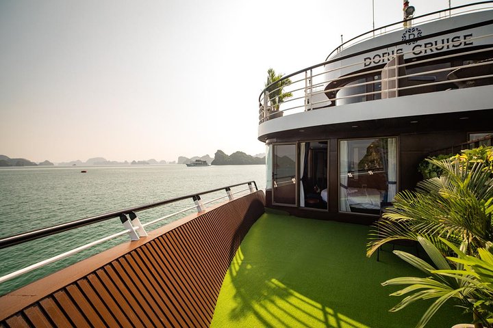 Deluxe Cabin on Doris Cruise 3 Days 2 Nights with two way transfer - Image 1