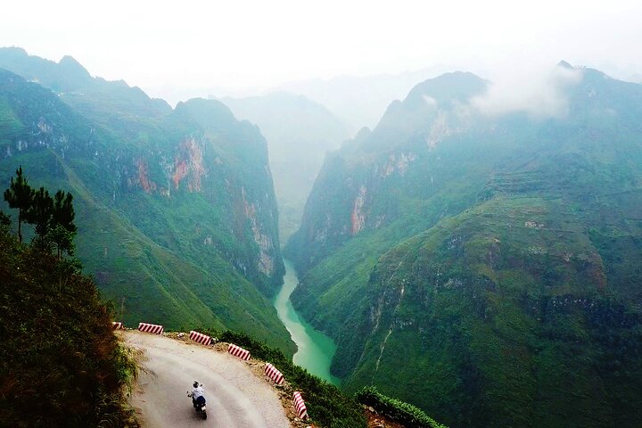 Discover Ha Giang 3D4N Tours by Motorbike -All inclusive - Image 3