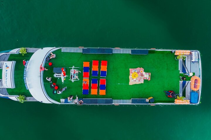 Full-Day Halong Bay 5 Stars Luxury Cruise Tour with Buffet Lunch - Image 3