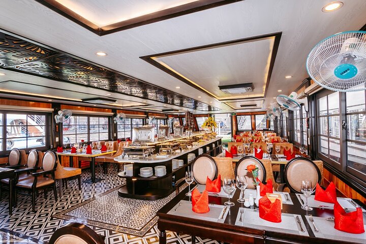 Full-Day Halong Bay 5 Stars Luxury Cruise Tour with Buffet Lunch - Image 4