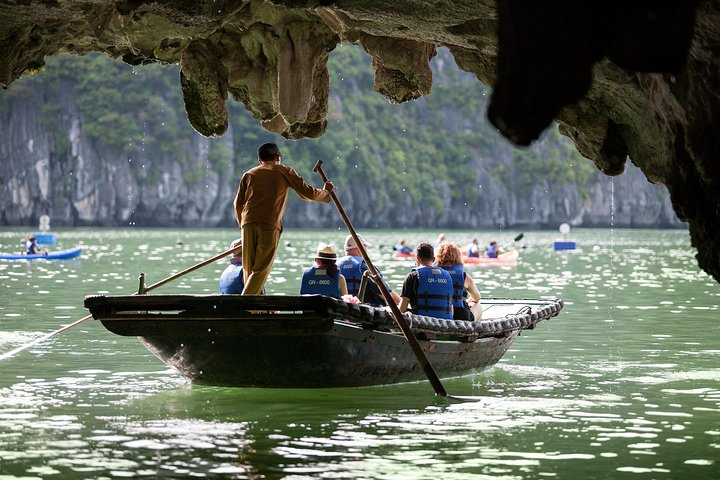 Full Day Tour Halong Bay & Lan Ha Bay on 5tar Premium Cruise - Image 3
