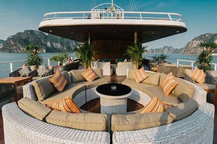 Full Day Tour Halong Bay & Lan Ha Bay on 5tar Premium Cruise - Image 4