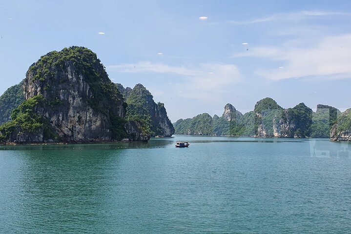 Ha Long Bay Cruise Day Tour - Cave, Kayaking, Swimming & Lunch - Image 5