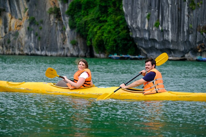  Ha Long Bay Cruise Day Tour-Cave, Kayaking,Ti top island & Lunch - Image 5
