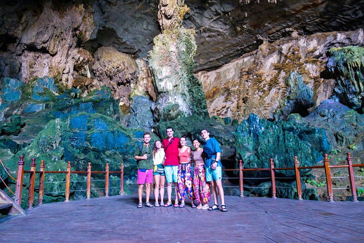  Ha Long Bay Cruise Day Tour-Cave, Kayaking,Ti top island & Lunch - Image 4