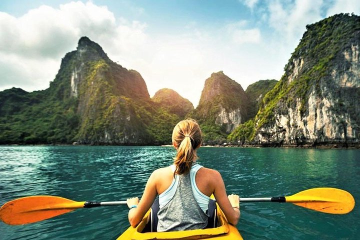 Ha Long Bay Daily Trip  - Image 4