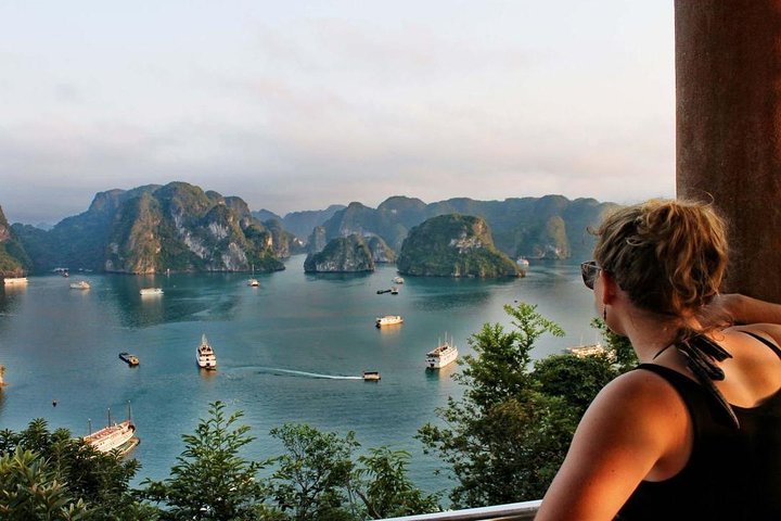 Ha Long Bay Daily Trip  - Image 5