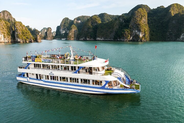 Ha Long Bay Full Day Tour, Cave, Kayaking, Swimming, Lunch, Bus - Image 3