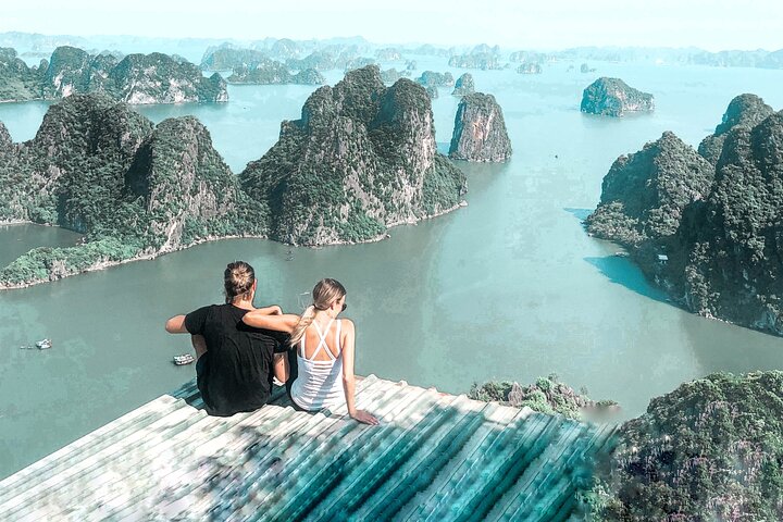 ️ Ha Long Bay Instagram Tour: Most Famous Spots (Private & All-Inclusive) - Image 1