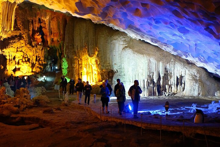 HALONG BAY 1 DAY- Deluxe 6 hours cruise. All inclusive from Hanoi - Image 5