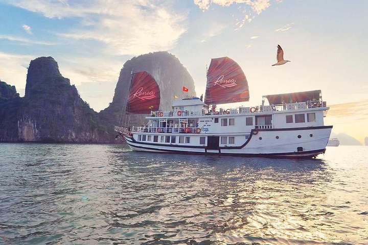 Halong bay 2 days 1night on Renea Cruise 4 star - Image 1