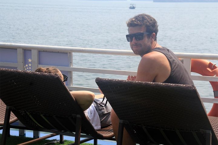 Halong Bay Day Tour: 4 hour cruising, caving, kayaking & lunch - Image 3