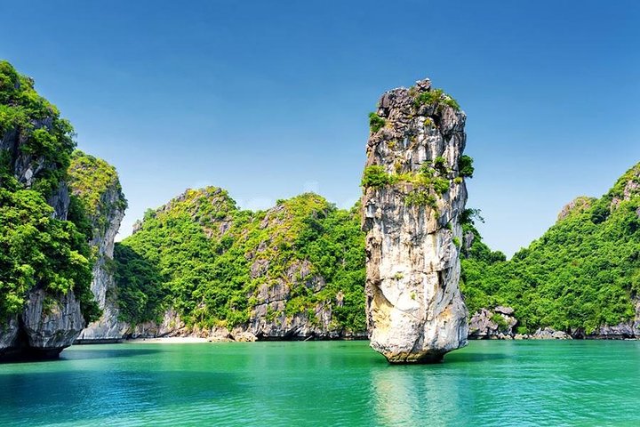 Halong Bay Full Day Tour with All-Inclusive: Boat, Kayak, Island, Cave and Lunch - Image 1