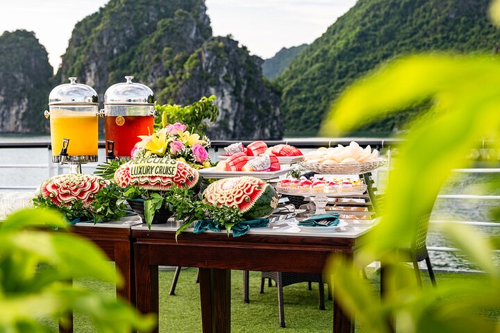 Halong bay Luxur Cruise Day trip: Buffet lunch & Limousine bus - Image 5