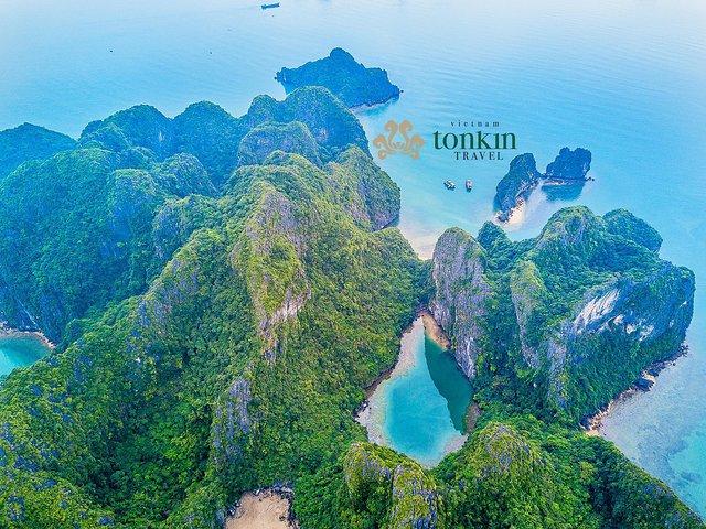 Halong bay luxury cruise 2D/1N: Kayaking, Swimming, Titop island & Surprise cave - Image 3