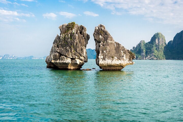 Halong Bay Luxury Cruise Included Limousine Bus - Image 3