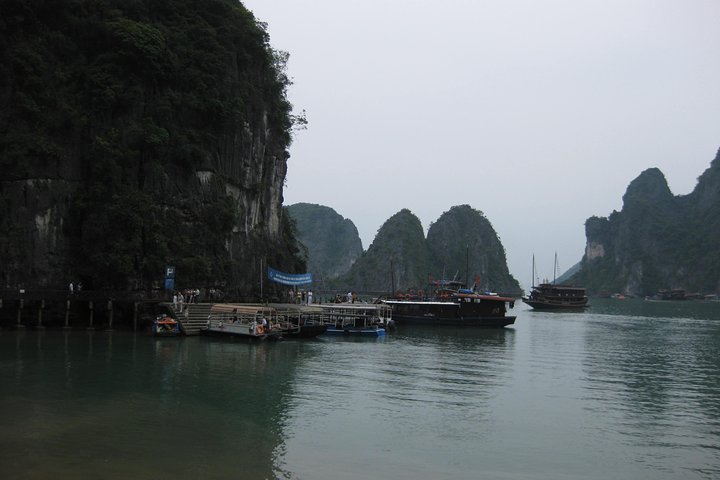 Halong Bay Private car and boat full day - Image 3