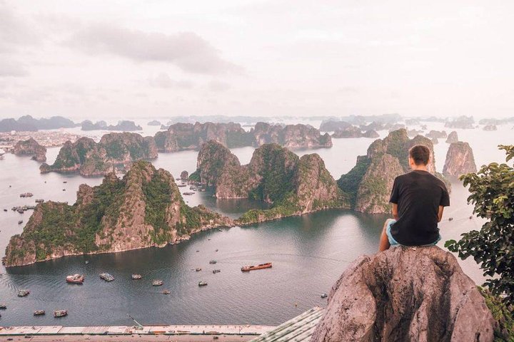 Halong Premium Cruise-Full Day Tour with Lunch, Caving, Titop Hiking,Kayaking... - Image 5