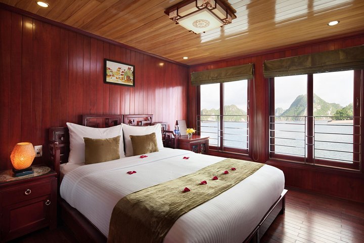 Halong Royal Palace Cruise 2 days - Image 2