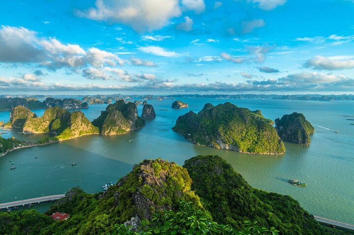 Hanoi - Halong Bay Full Day Trip from Hanoi - Image 2