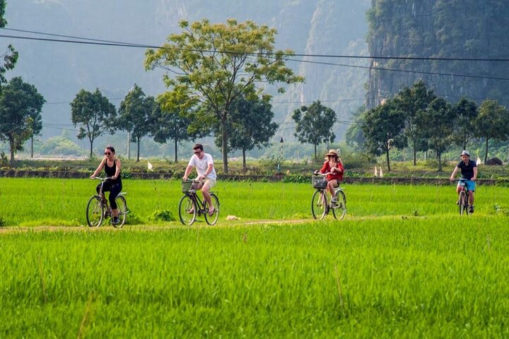 Hanoi: Ninh Binh Tour and Ha Long Bay Cruise 3-Day Trip - Image 3