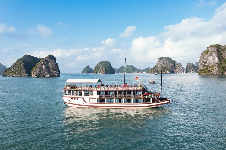 Hanoi: Ninh Binh Tour and Ha Long Bay Cruise 3-Day Trip - Image 1