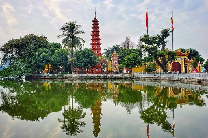 Hanoi premium city tour with goods, bads and weirds - Image 2