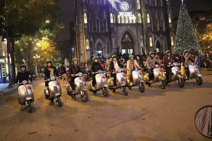 Hanoi Vespa After Dark vespa food tour  - Image 5