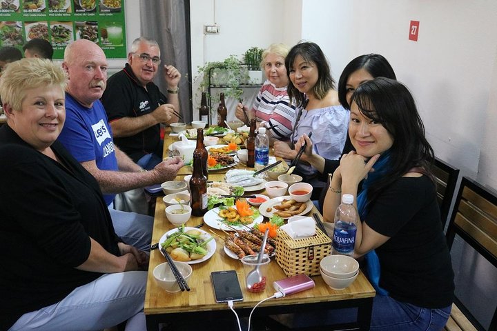 Hanoi Vespa Night Street Food Tour+ Train Street+ Live Music - Image 4