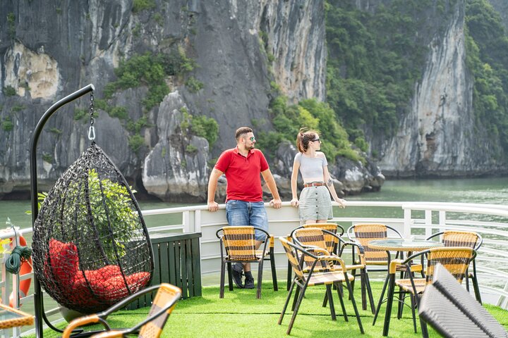 Luxury Halong Bay 1 day - the best route with 7hours cruise - Image 5