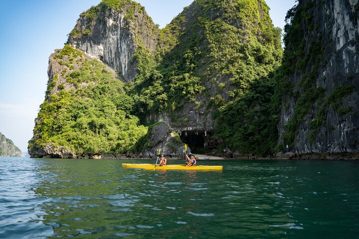 Luxury Halong Bay 1 day - the best route with 7hours cruise - Image 3