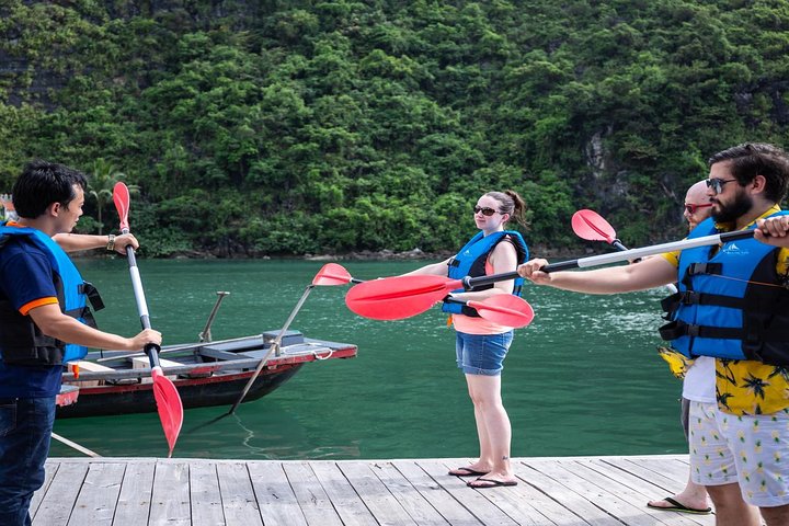 Luxury Halong Bay 1 day - the best route with 7hours cruise - Image 2